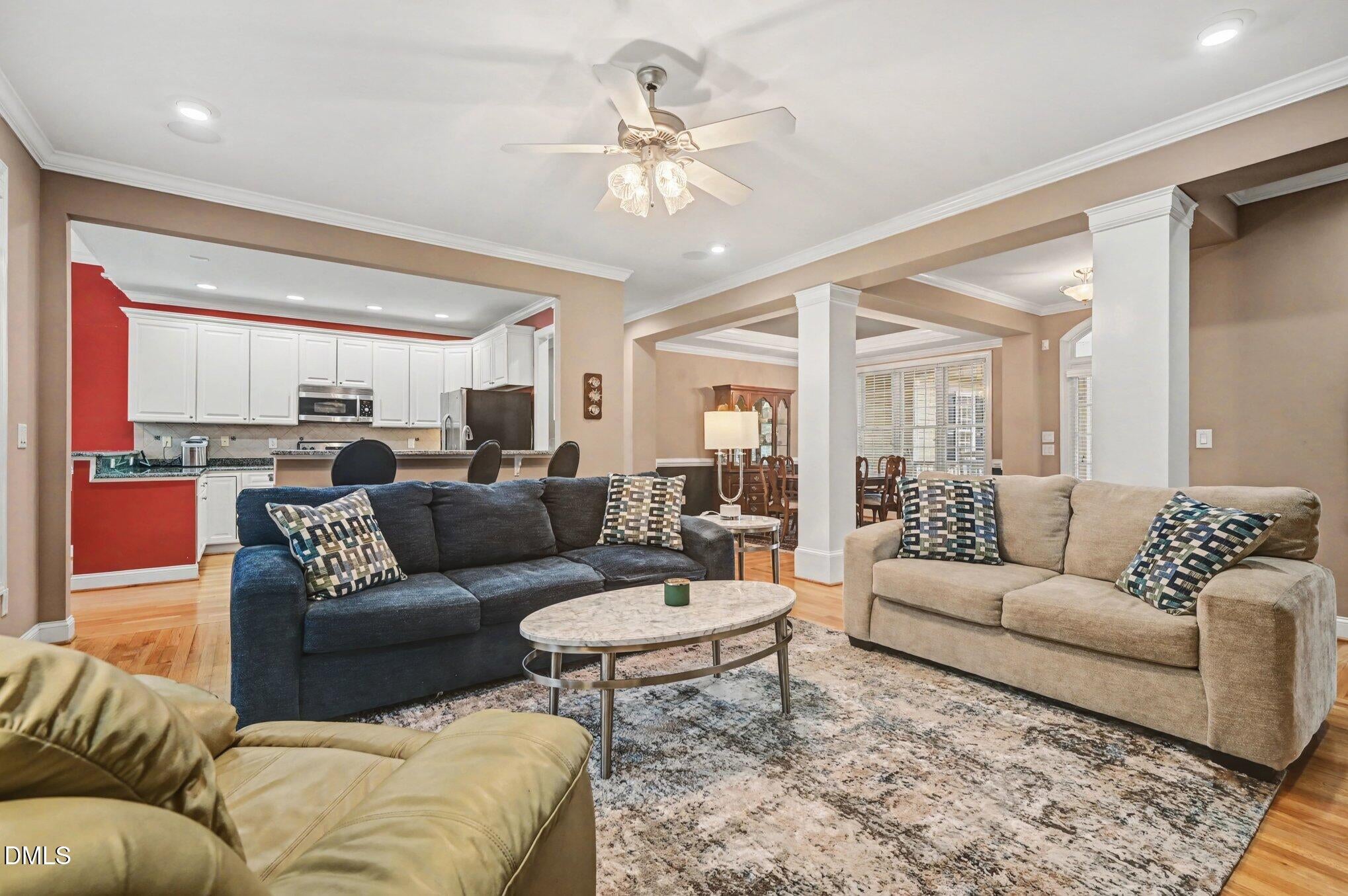 5 Leathers Court