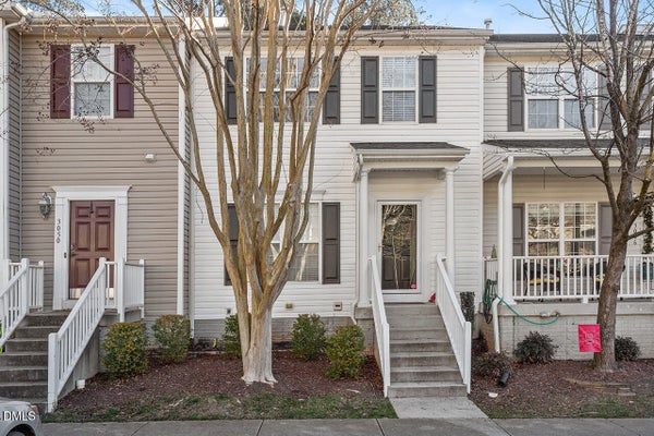 3048 SETTLE IN LN, RALEIGH, NC 27614 - Image 4db0dc9e737e5561cb0b0437c831a14c/1567066943