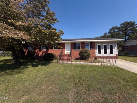 Photo of 6216 Tiree Drive, Fayetteville, NC 28304 (MLS # 10194061)