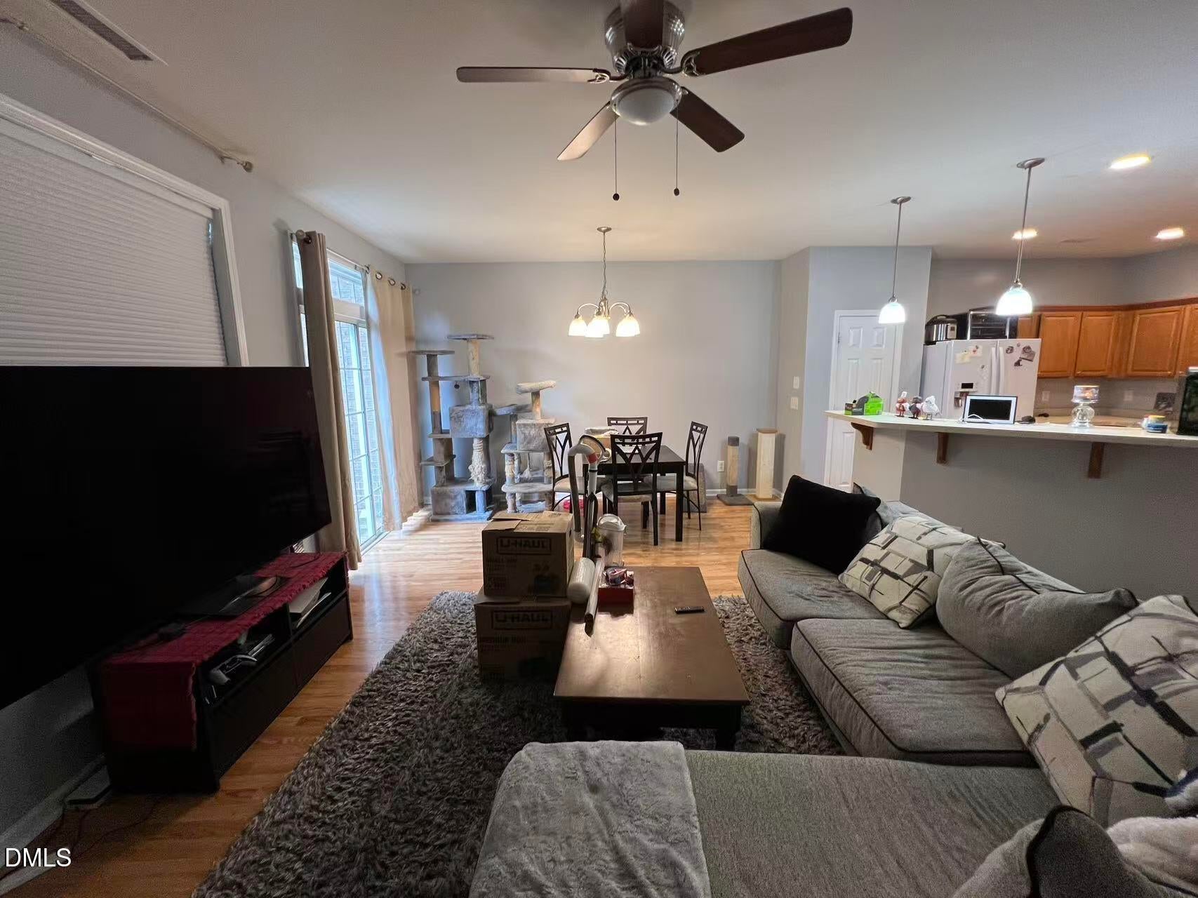 1025 Remington Oaks Circle