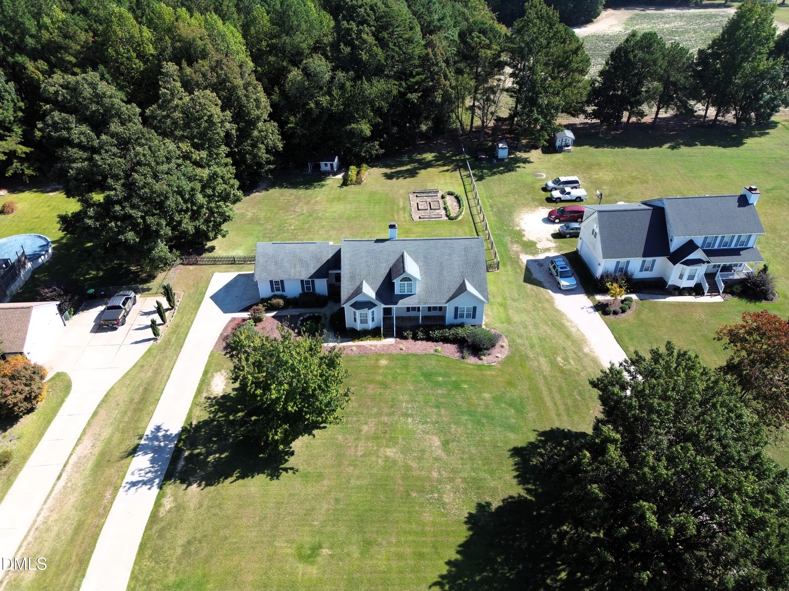 118 Westlake Drive