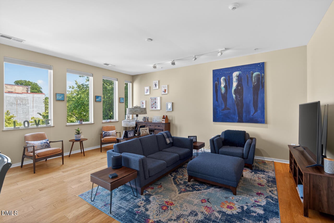 130 E Main Street 201