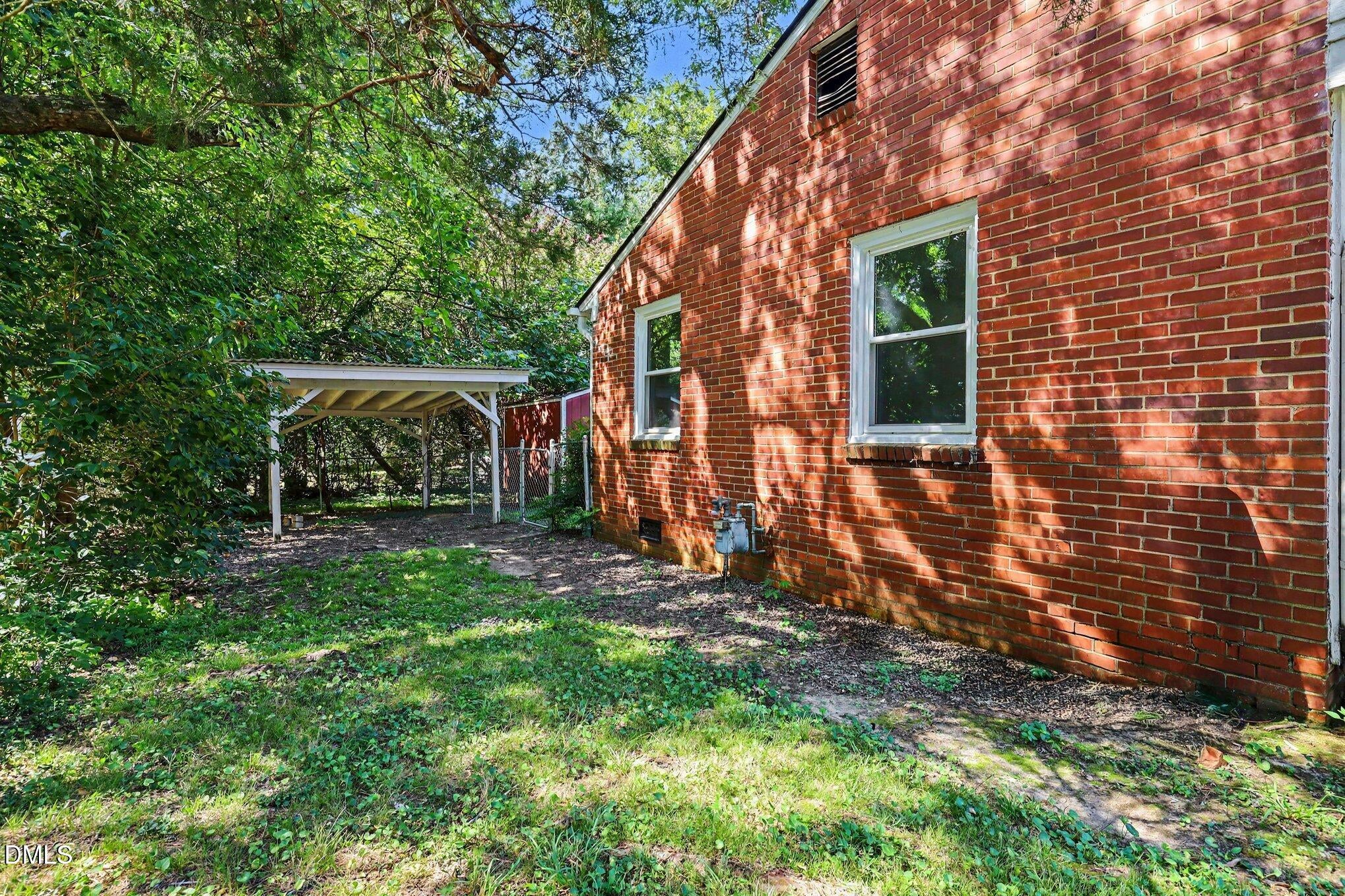 2462 Stevens Road
