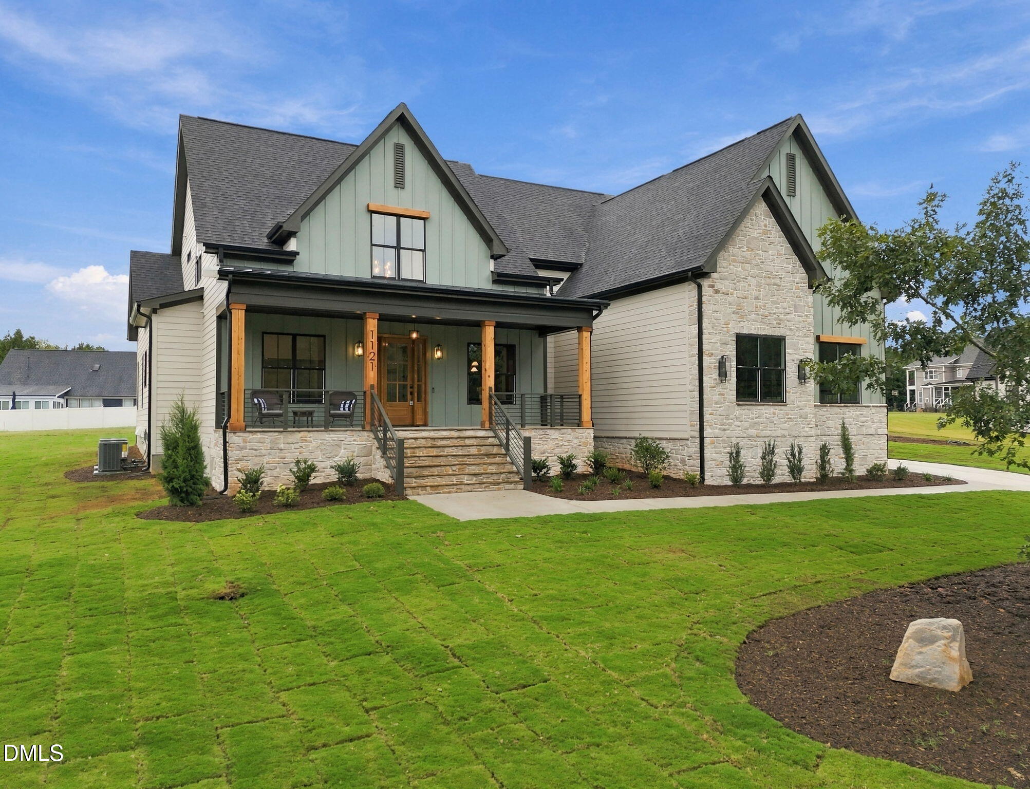 1121 Dovefield Lane