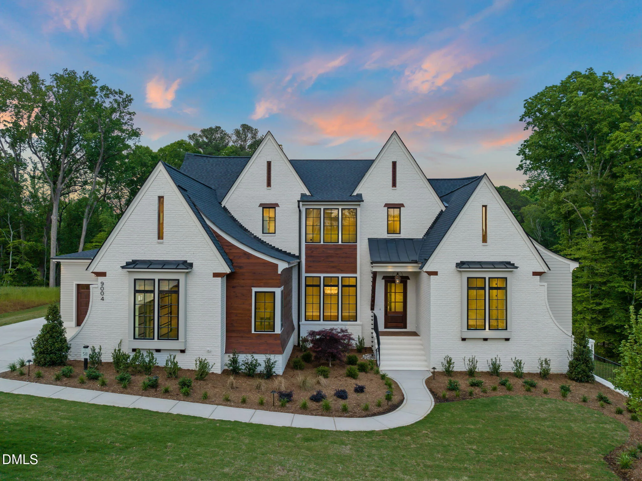 9004 Meadow Pointe Court