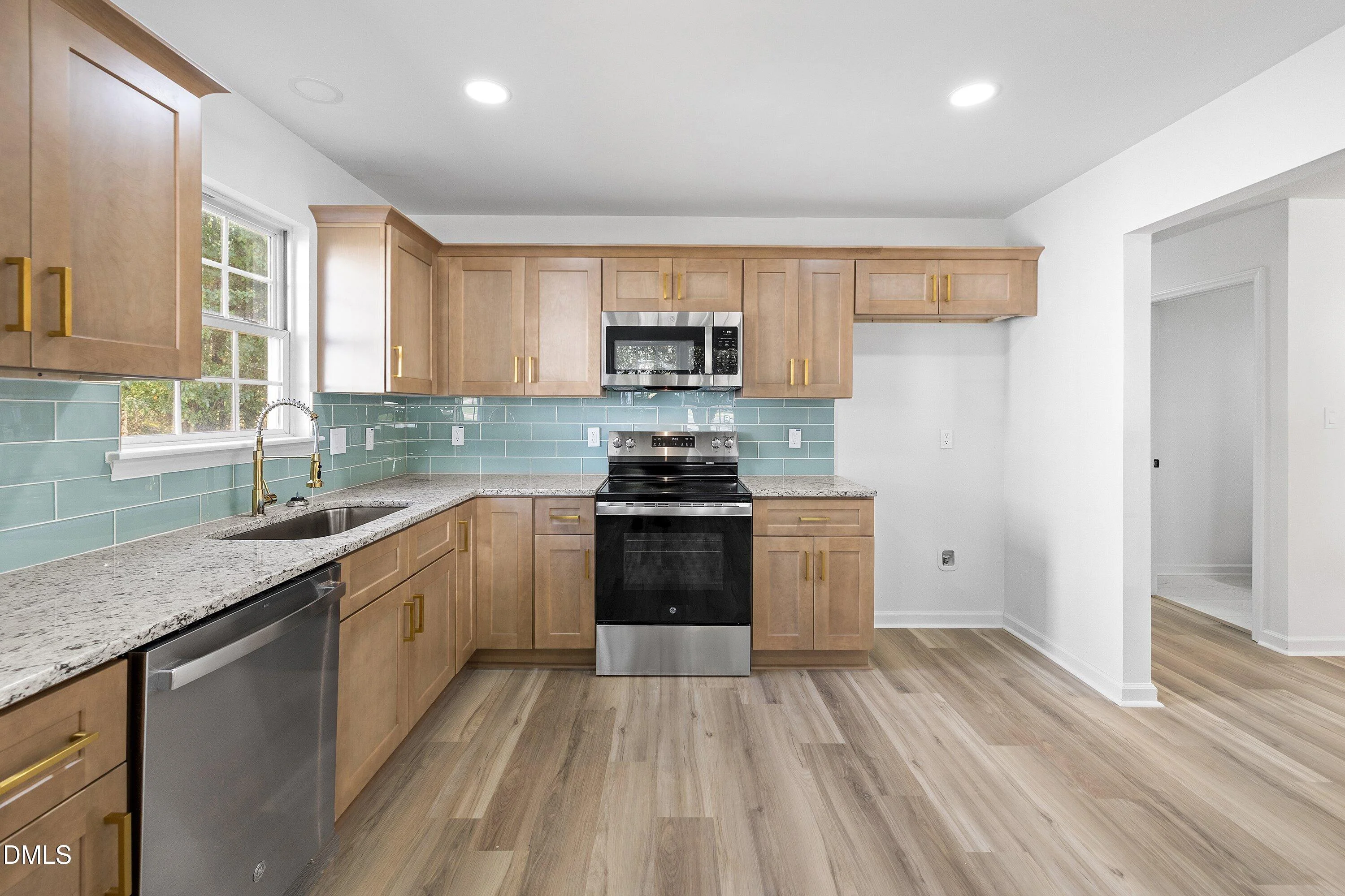 12 Sameer Court