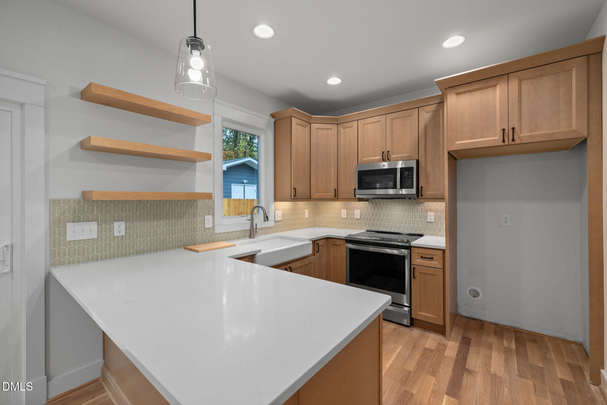 1008 Forrestal Place