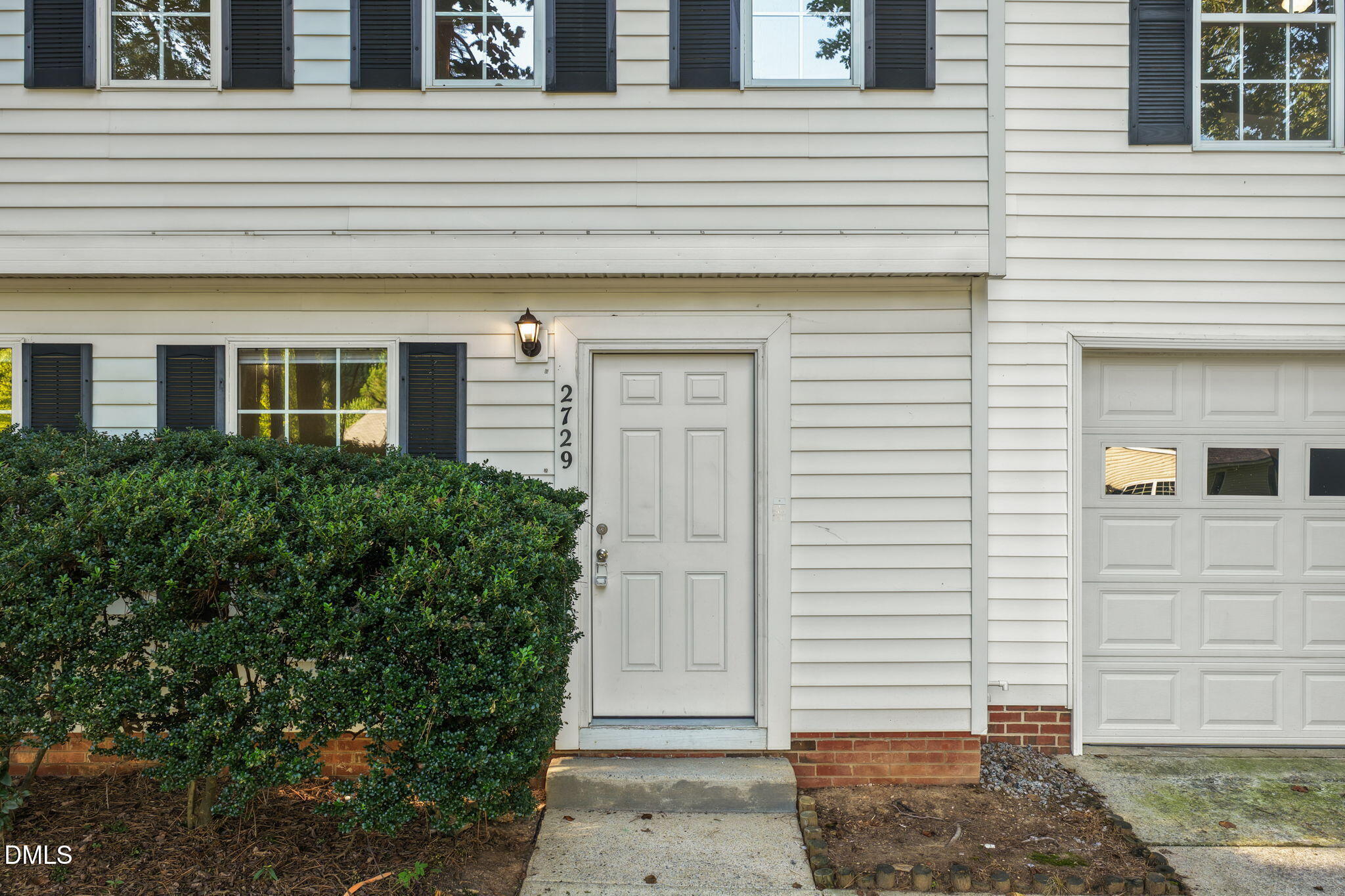 2729 Goshawk Lane