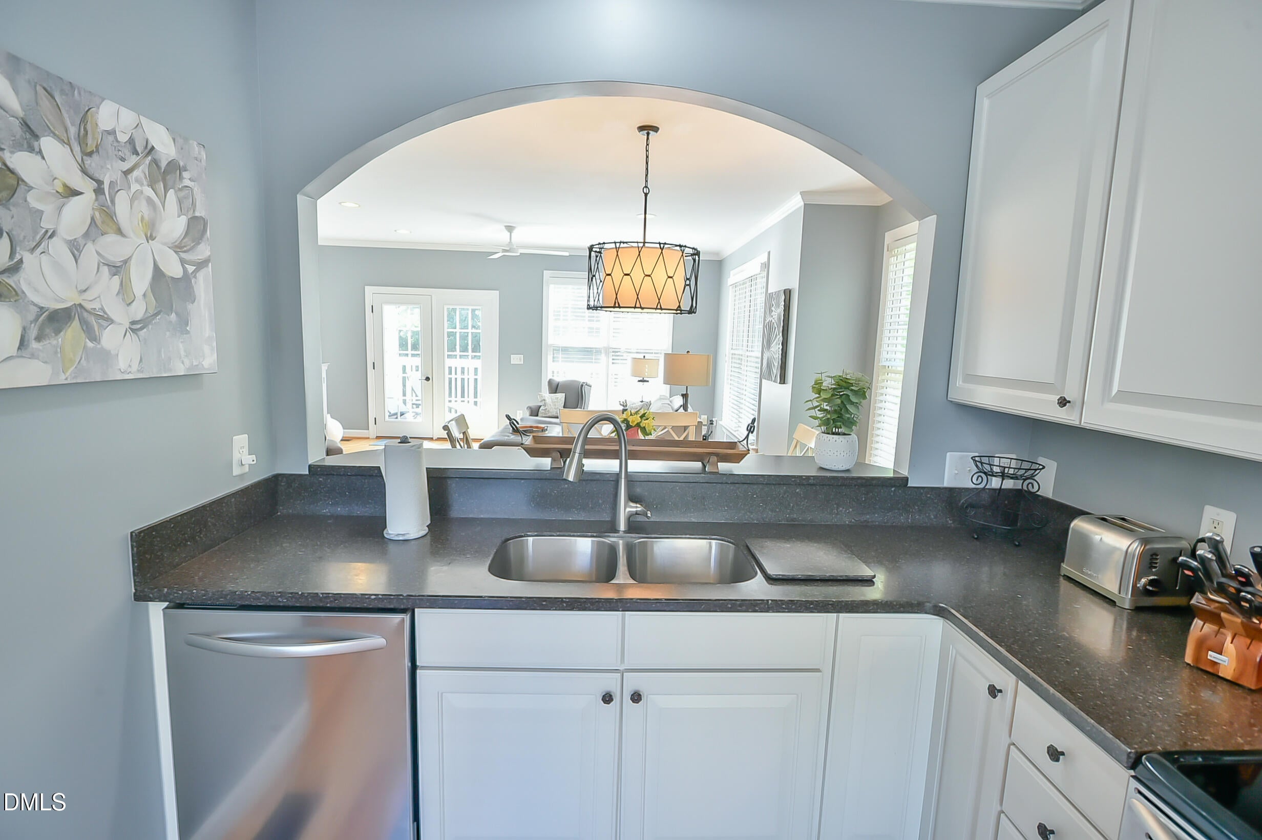 900 Edgewater Circle