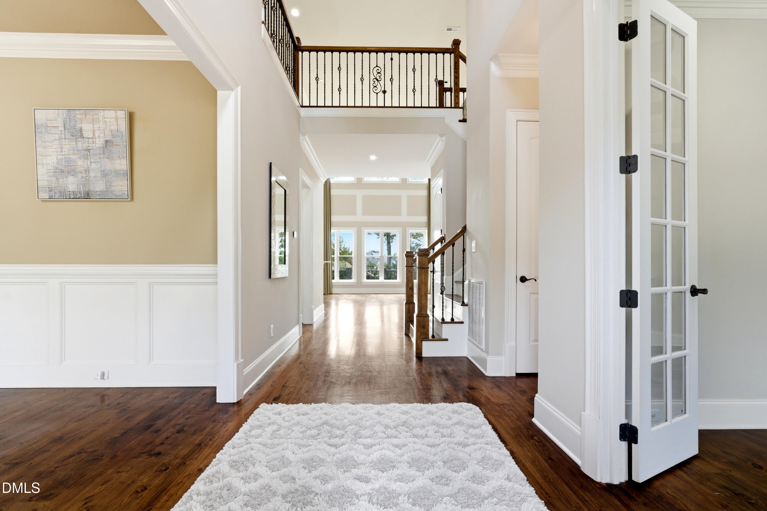 2515 Village Manor Way