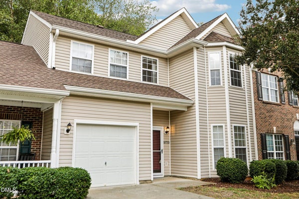 10733 PENDRAGON PL, RALEIGH, NC 27614 - Image 507c3e0415cfa45d044c49fe483f28f9/3833636494
