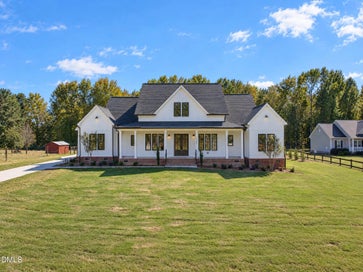 9389 Nc-210 Four Oaks NC 27524