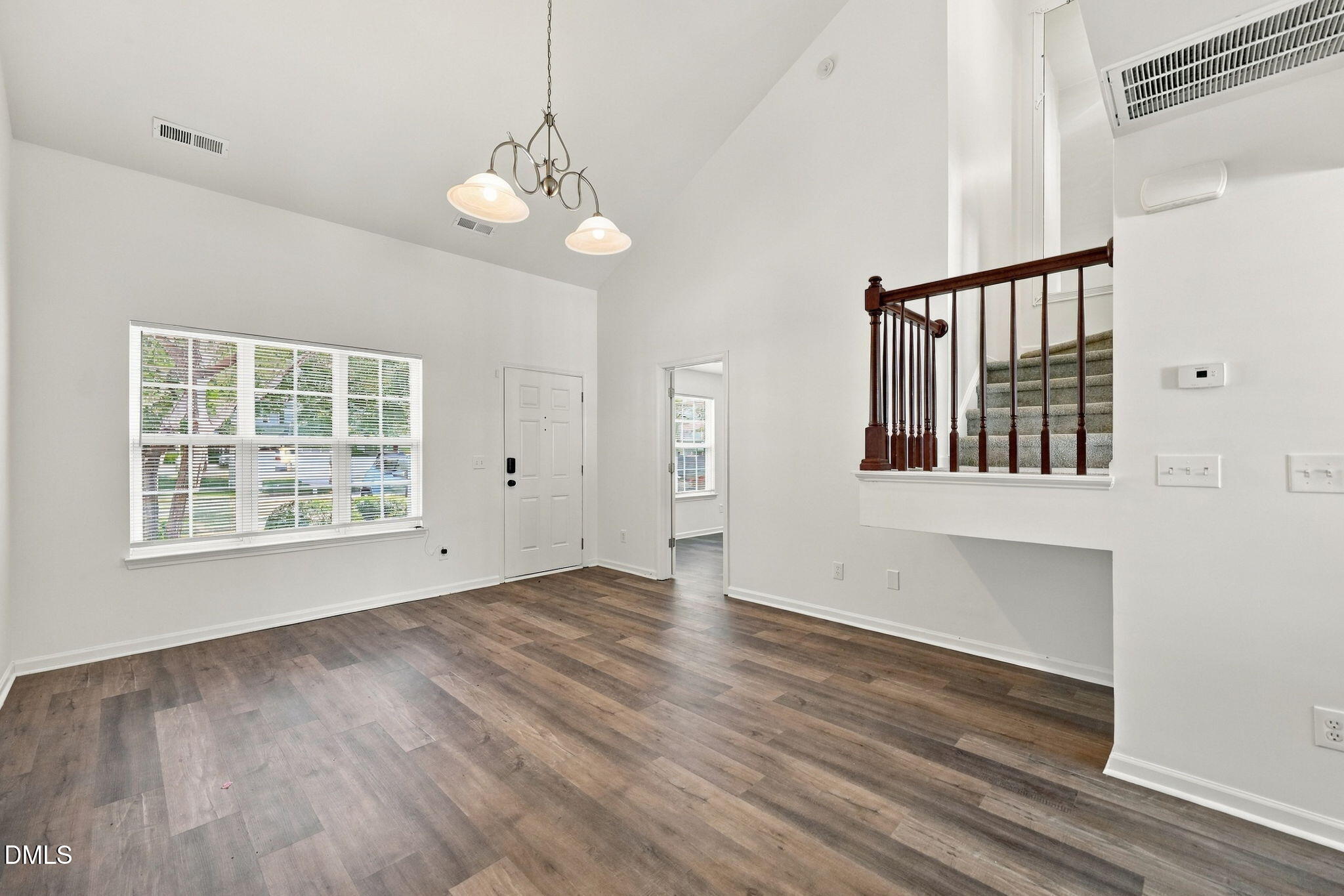 8009 River Water Court