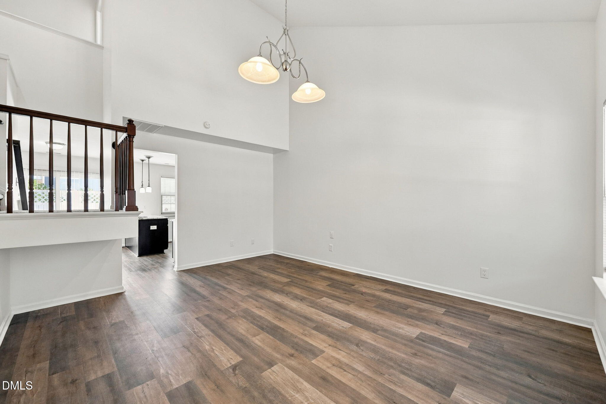 8009 River Water Court