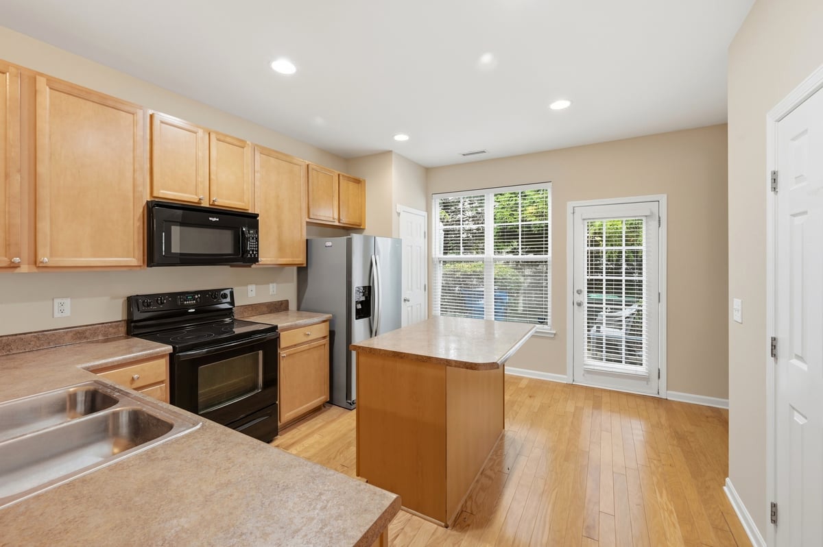 6639 Clarksburg Place