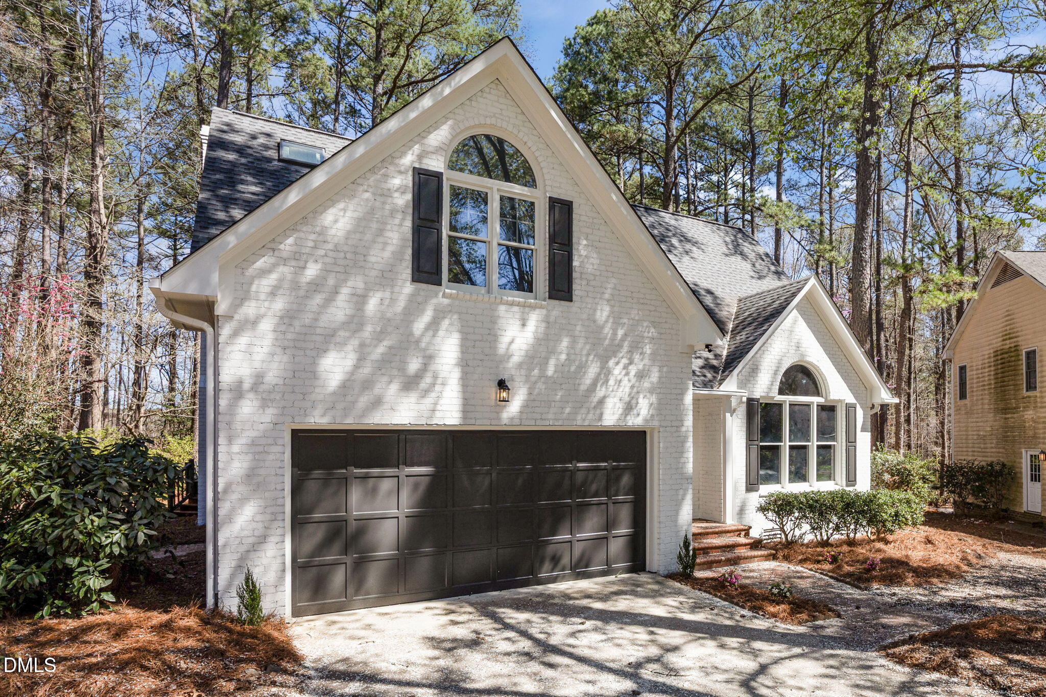 2117 Carriage Way