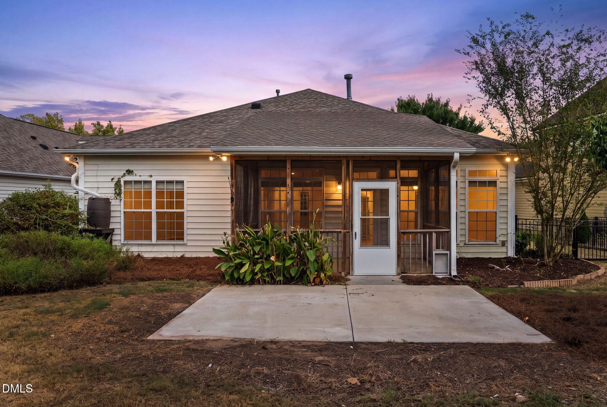 914 Tupelo Glen Court