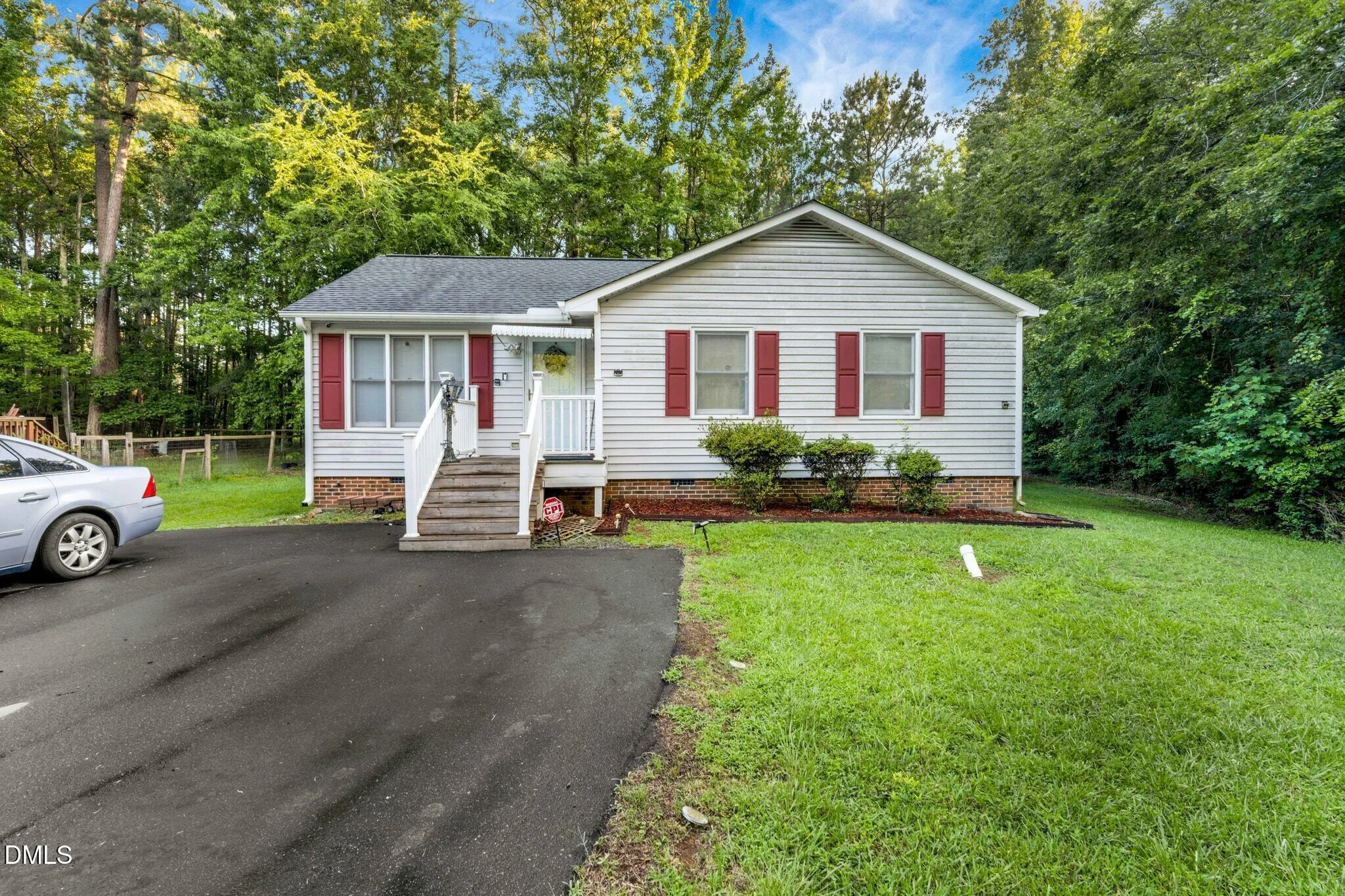 905 Alexander Stewart Drive