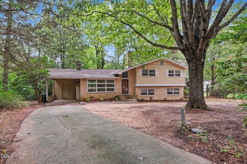 Photo of 602 Eden Lane, Chapel Hill, NC 27517 (MLS # 10183121)