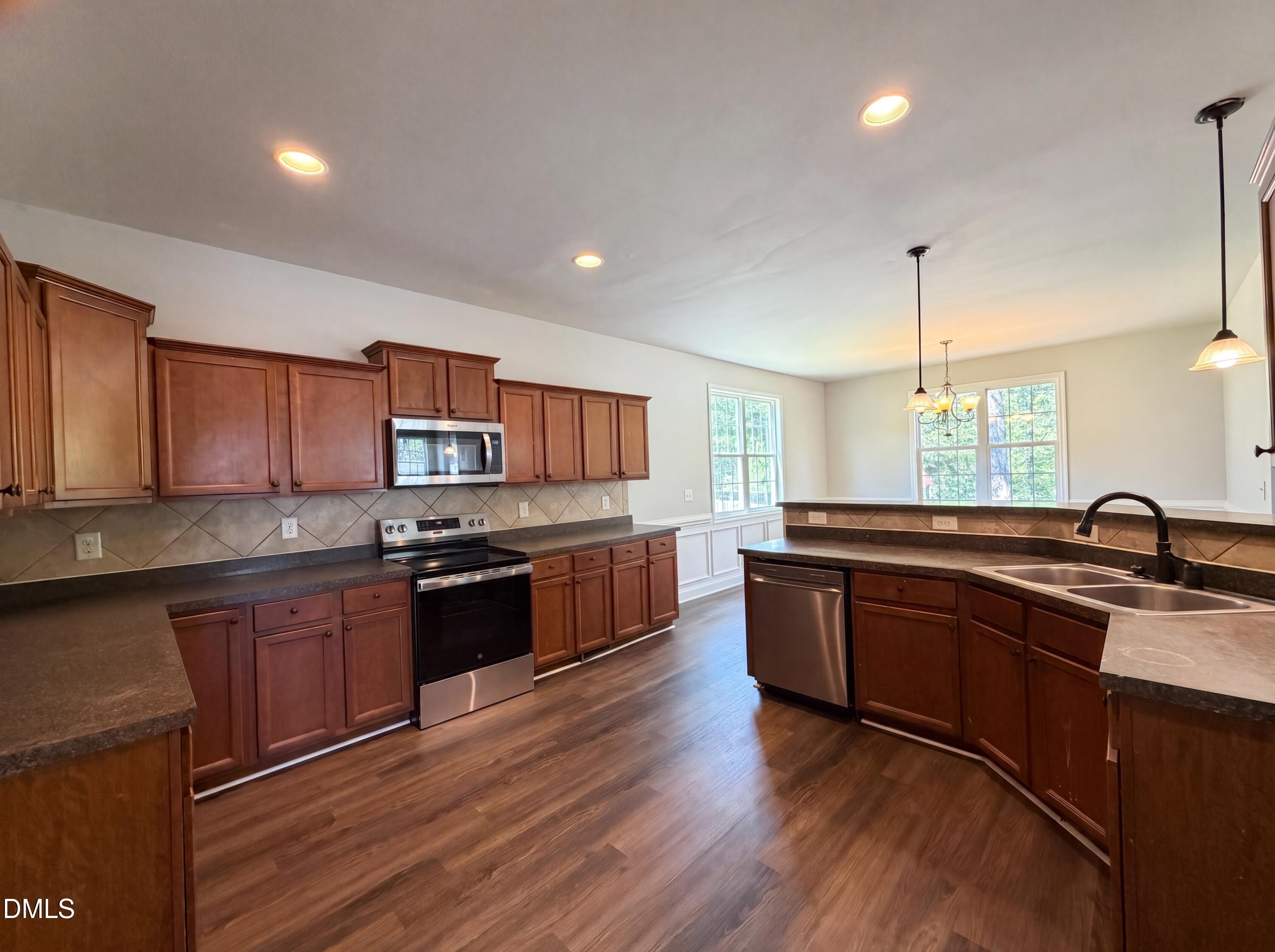 858 Omaha Drive
