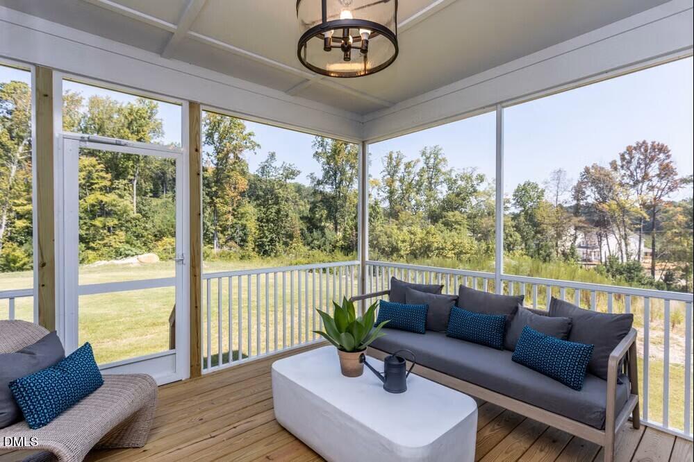 2016 Upland Lane