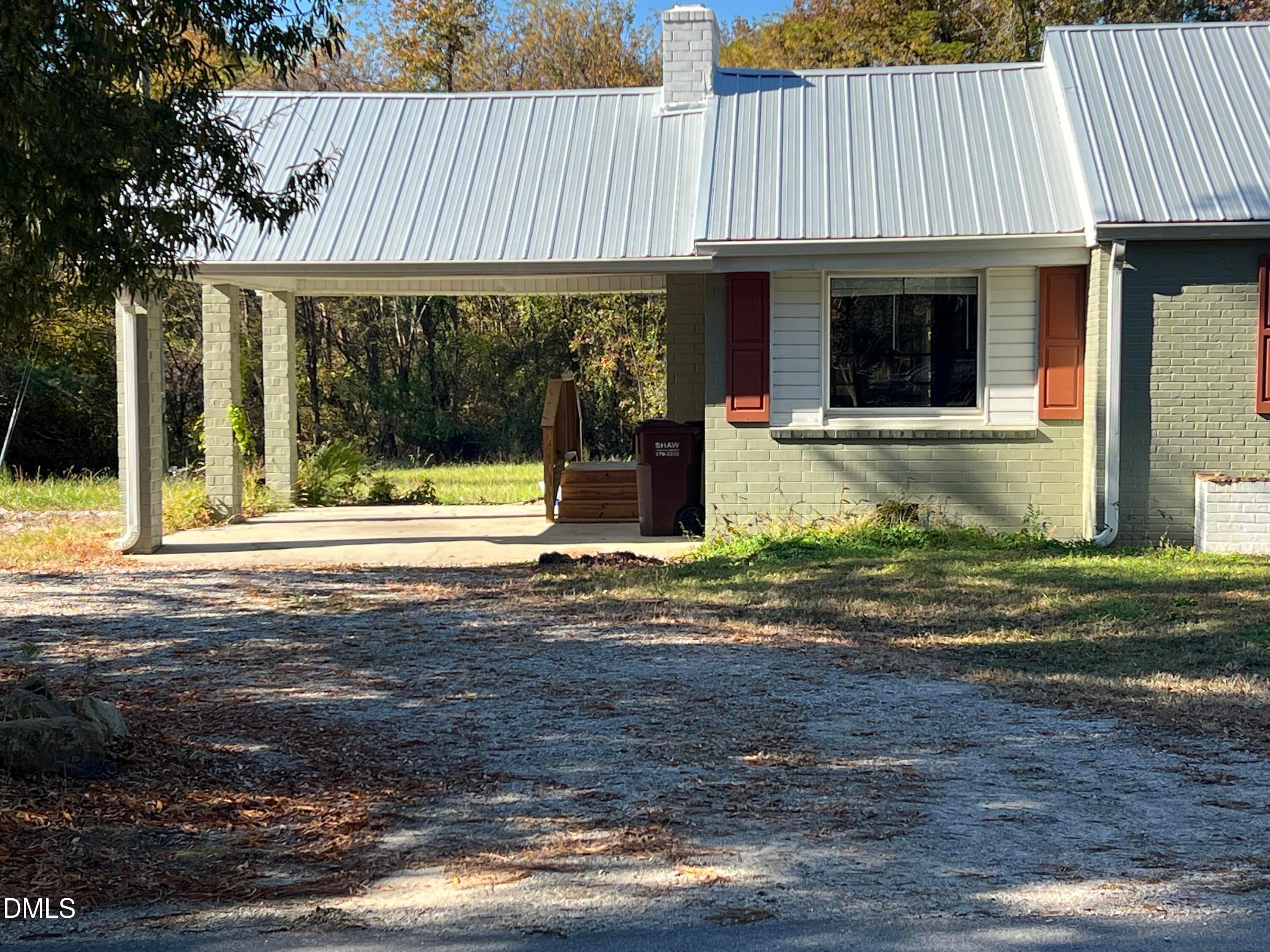 986 N Chavis Road