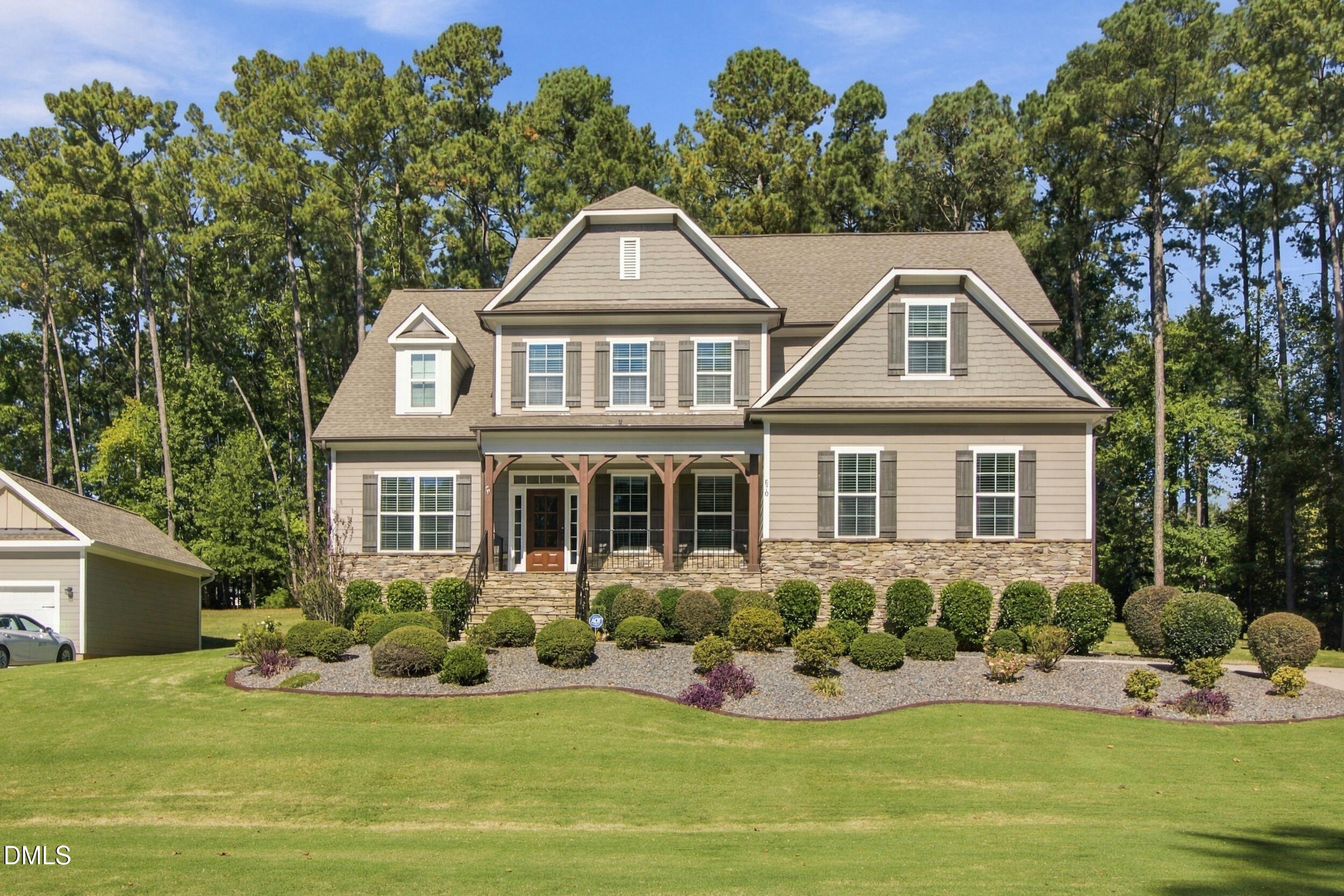 670 Rockport Drive