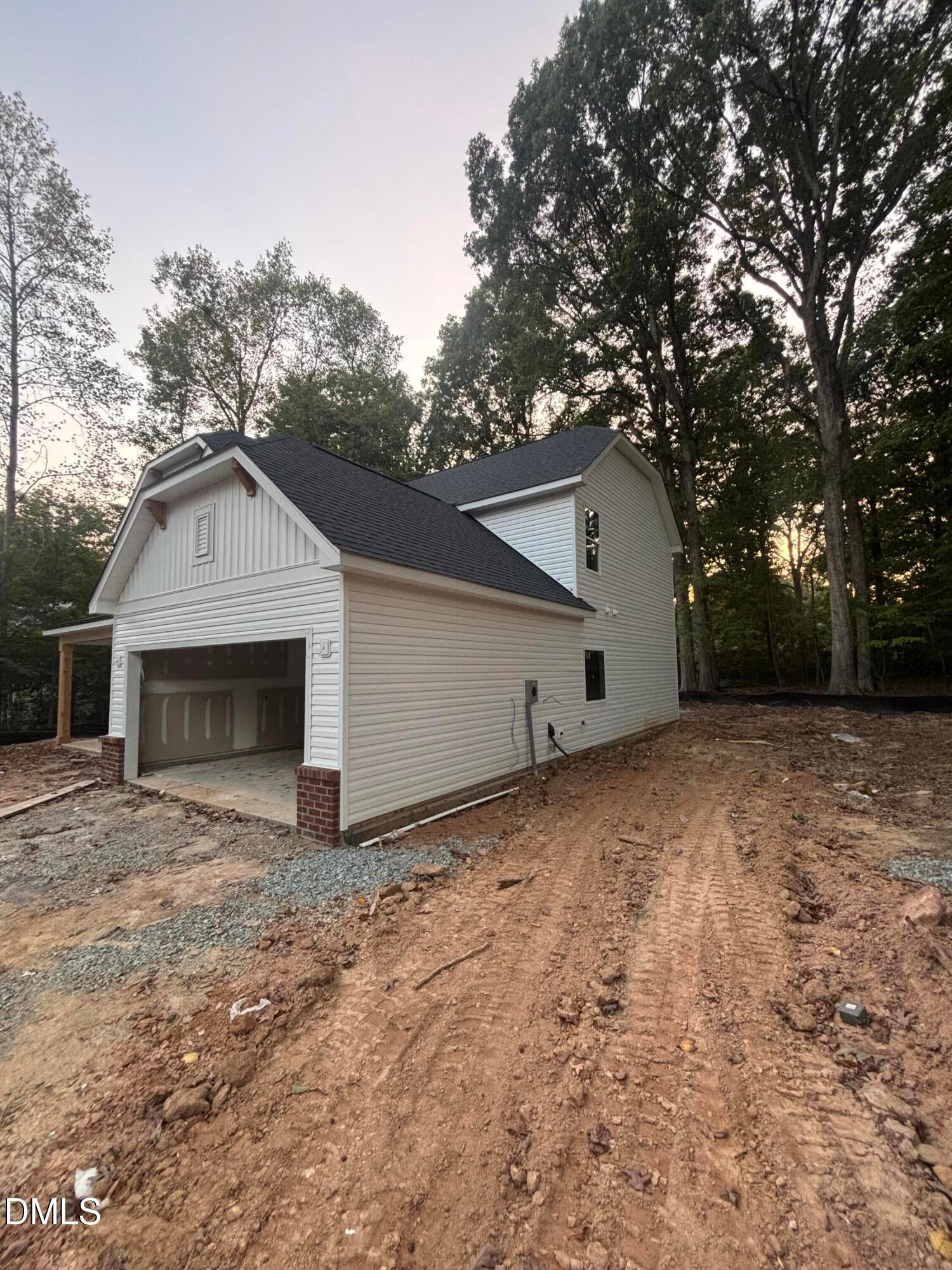 2211 Eastwood Drive