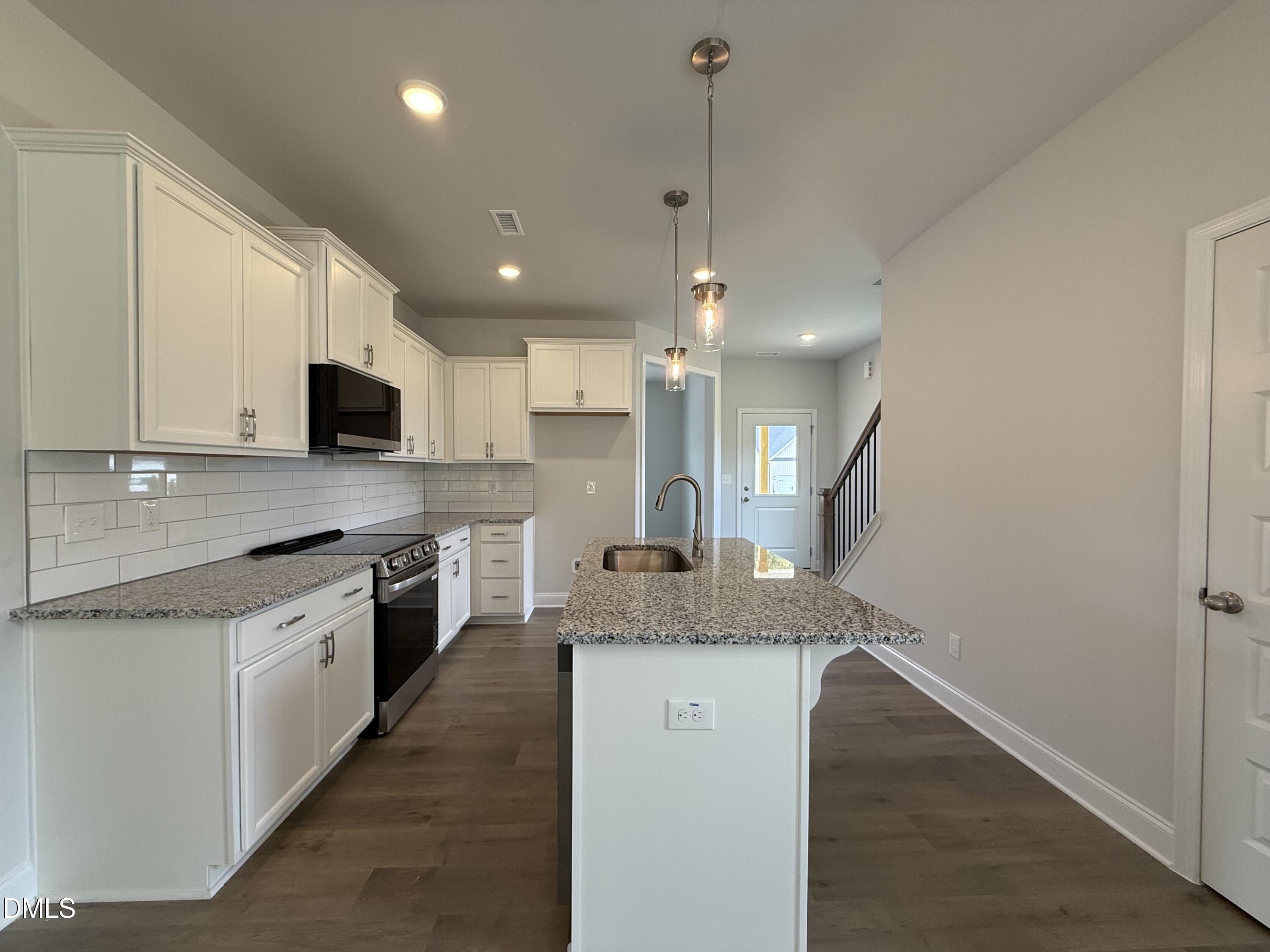 32 Zambezi Court
