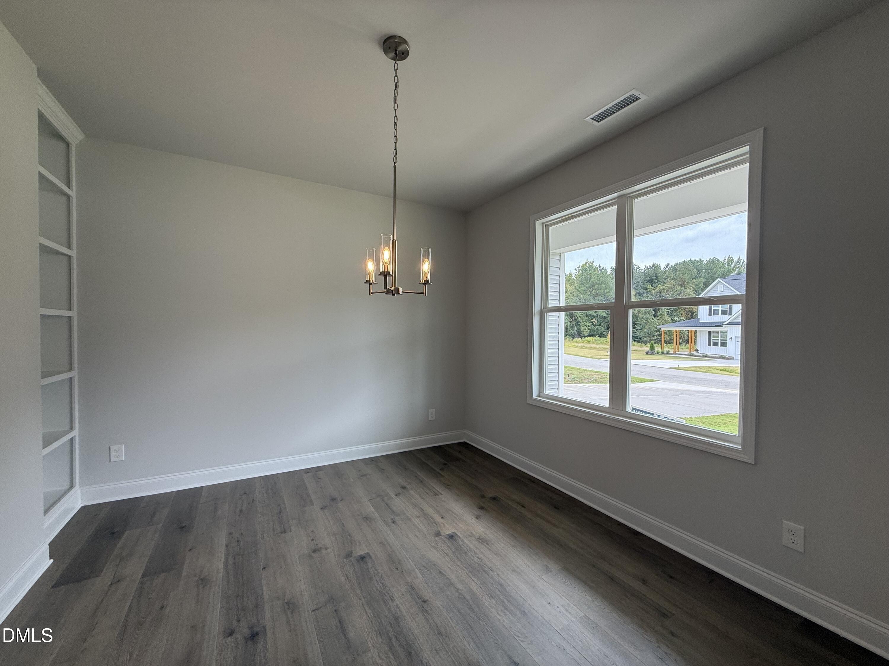 32 Zambezi Court