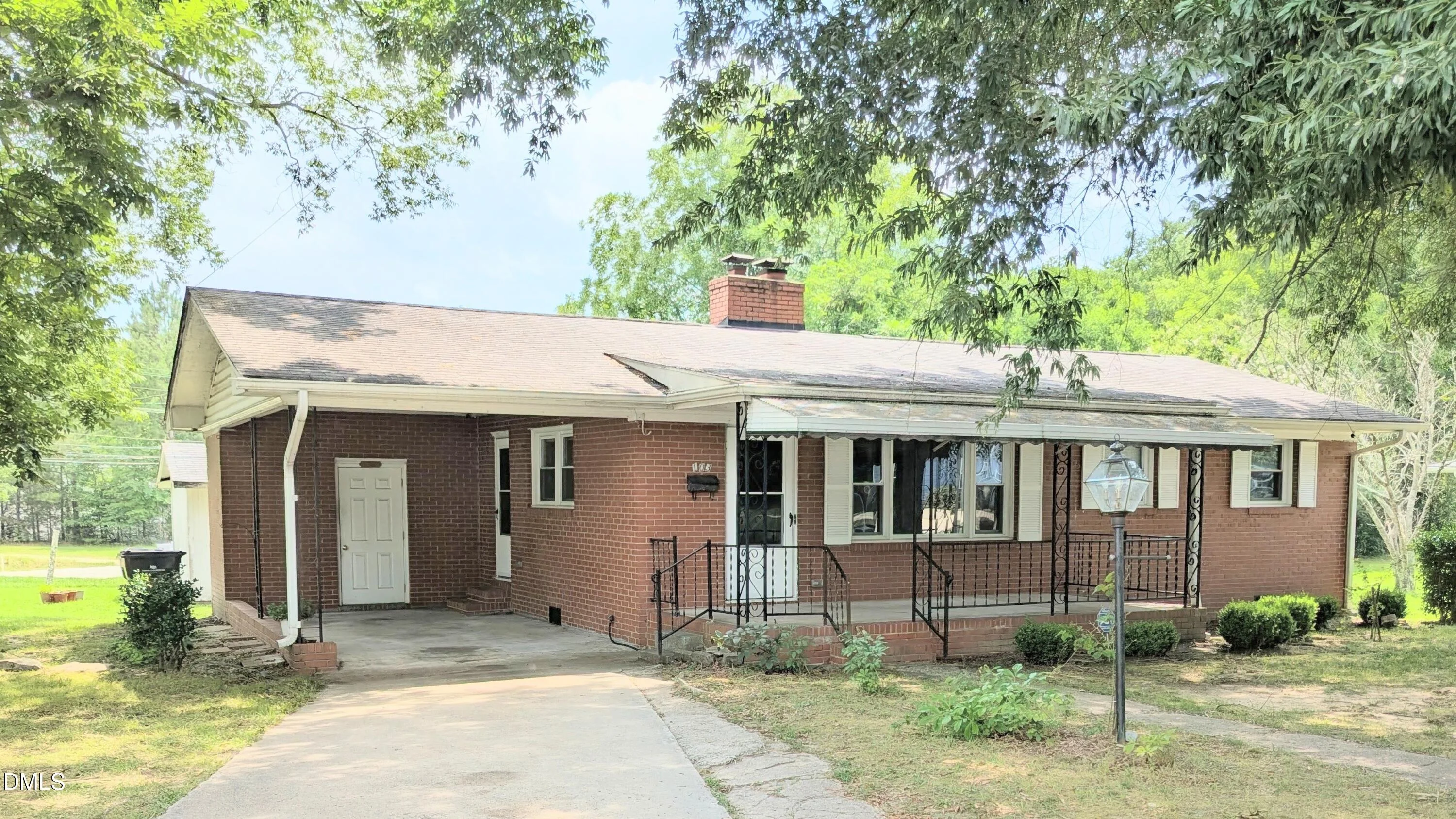 103 Hayes St