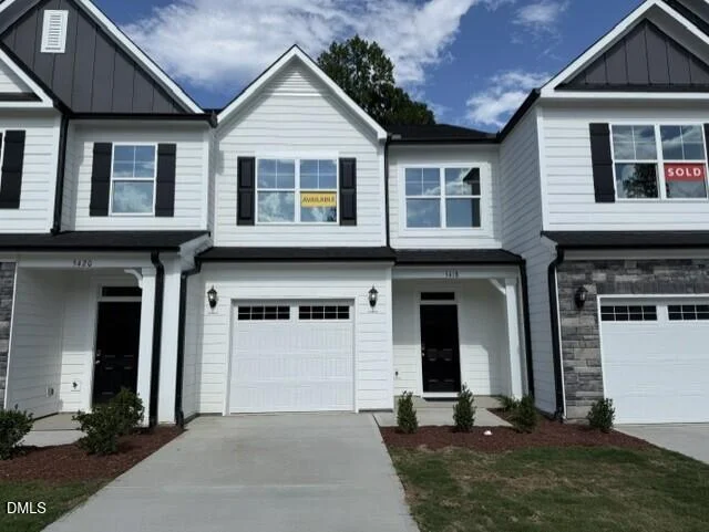 5418 Running Fox Lane