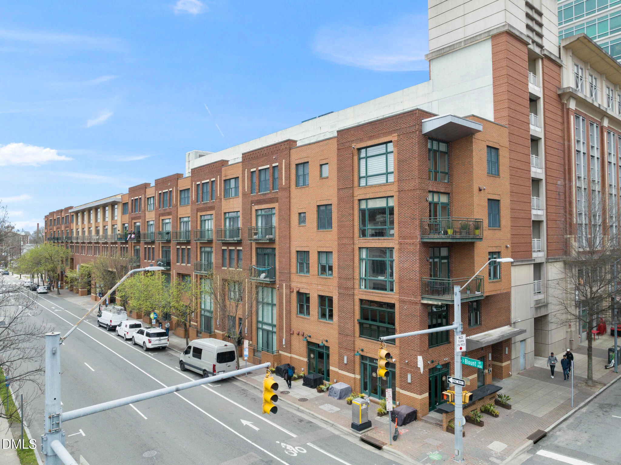 444 S Blount Street Unit 325
