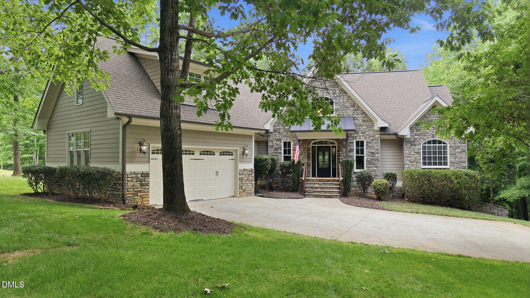 1001 Browning Place