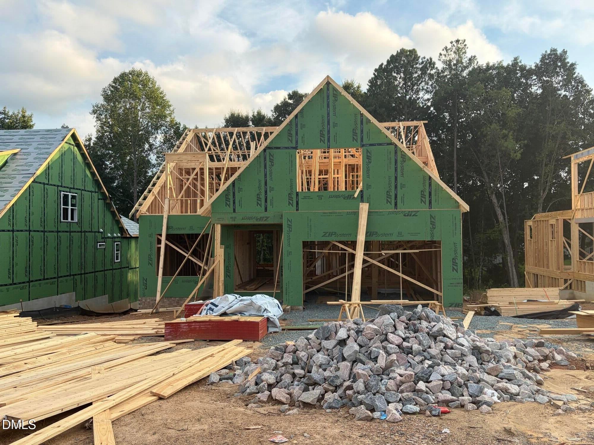 749 W Holly Springs Road