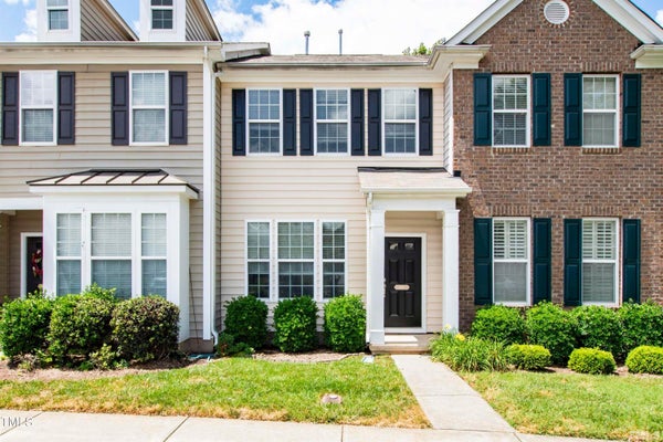 666 CUPOLA DR, RALEIGH, NC 27603 - Image 57ebd8c96a8ae1cd5d2b4138d4f841c3/1068033514
