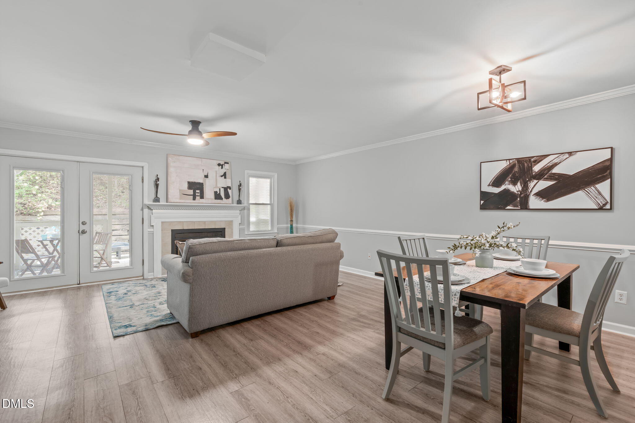 203 Oak Hollow Court