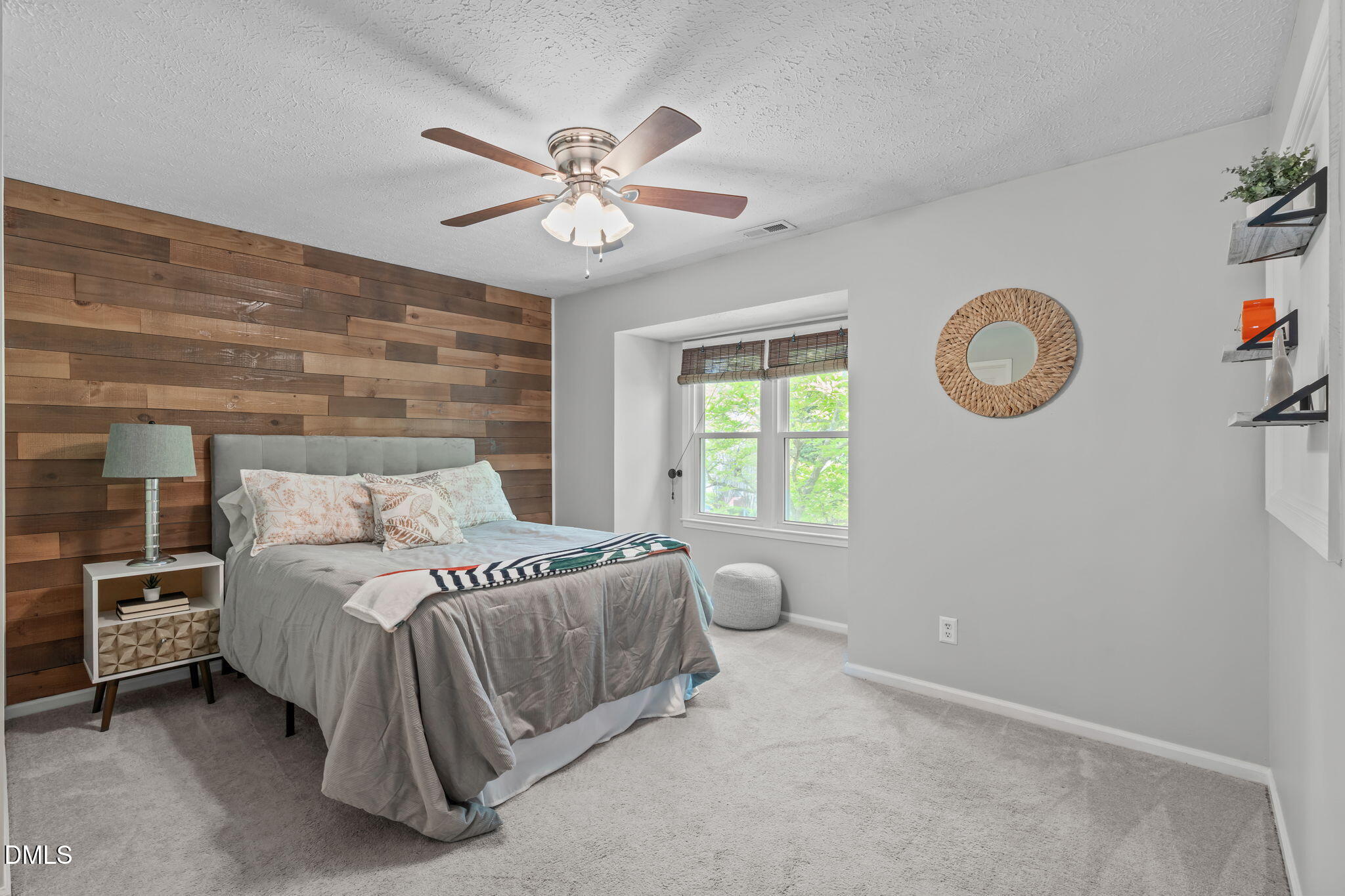 203 Oak Hollow Court