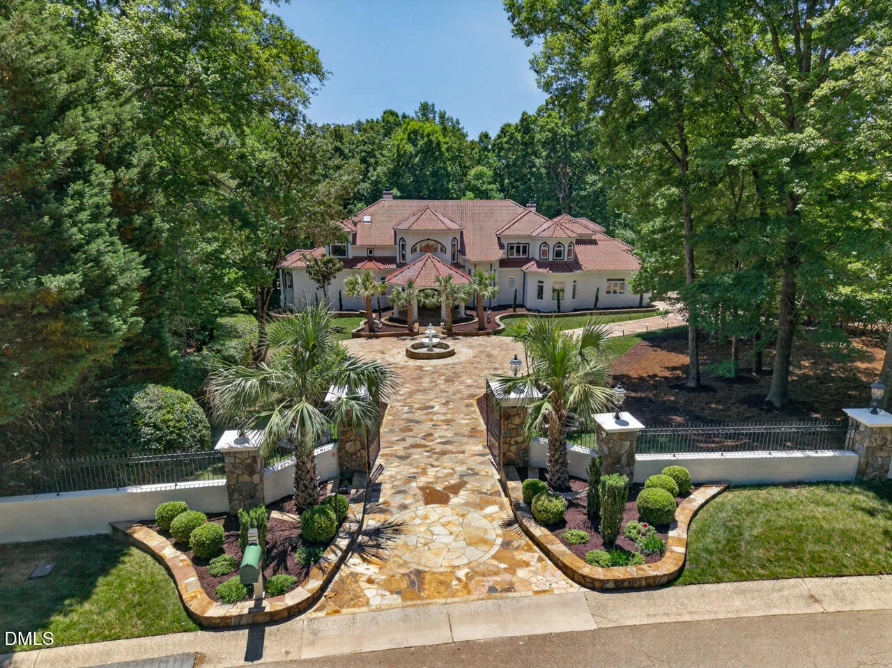 2504 Vintage Hill Court