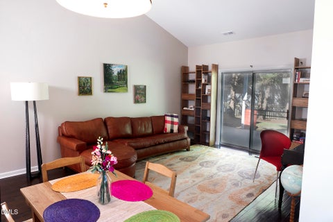 Photo of 212 Sir Richard Lane, Chapel Hill, NC 27517 (MLS # 10190086)