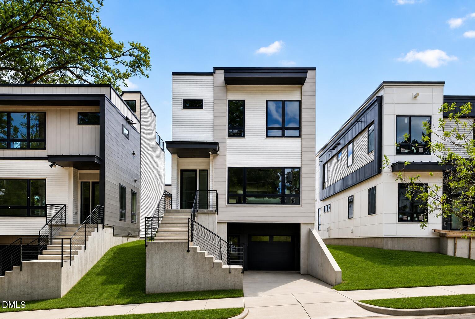 301.5 Bickett Boulevard