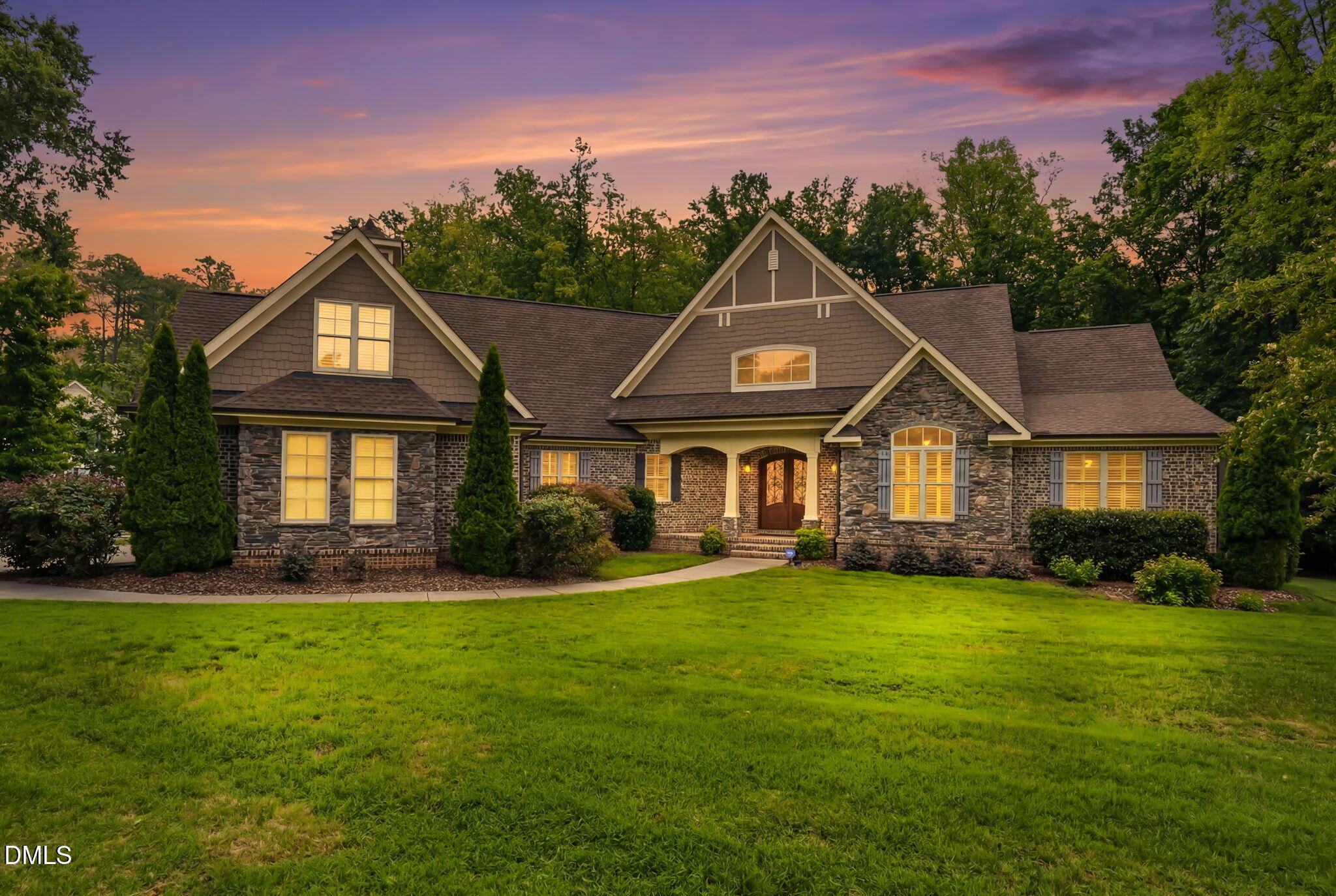 1106 Dovefield Lane