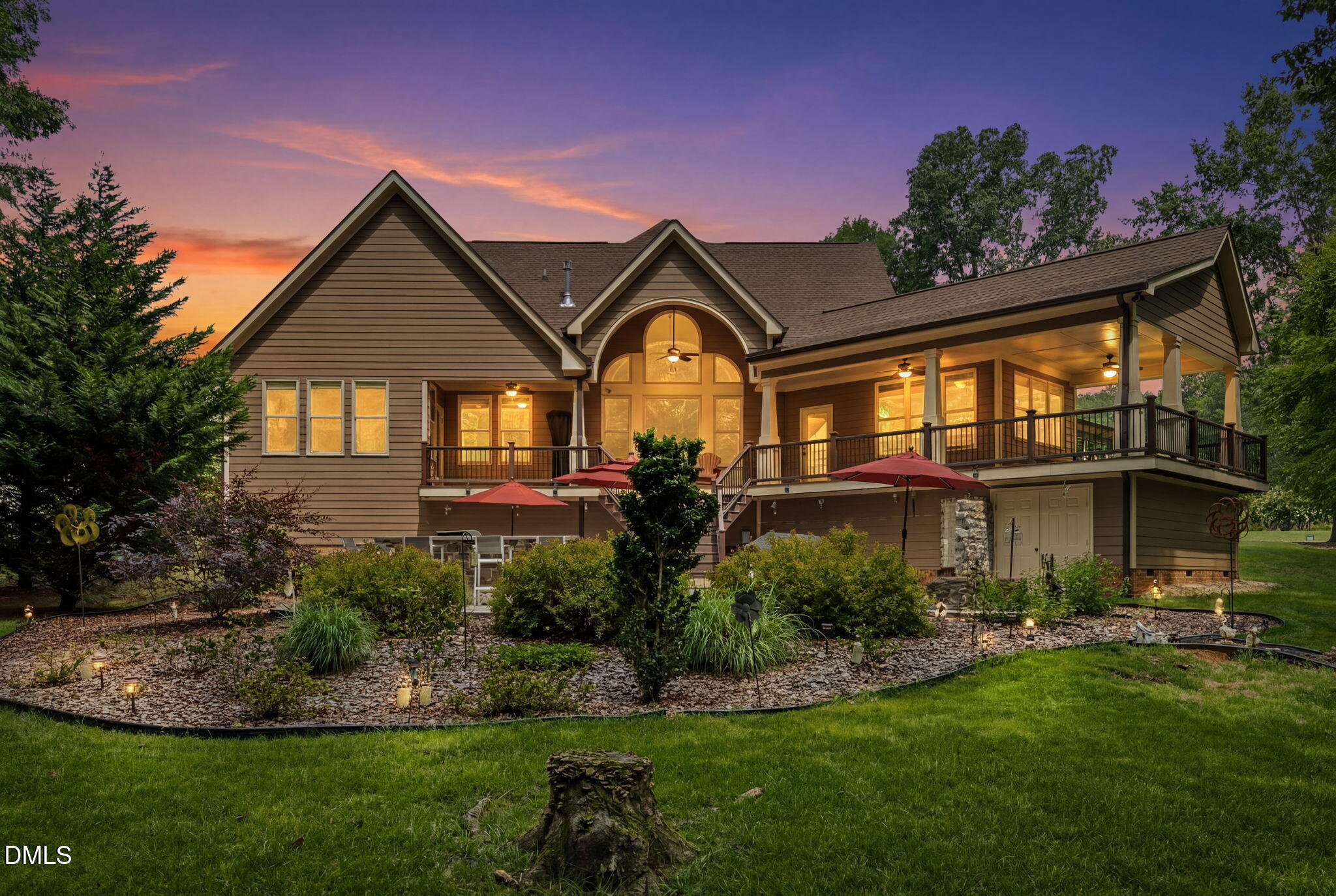 1106 Dovefield Lane
