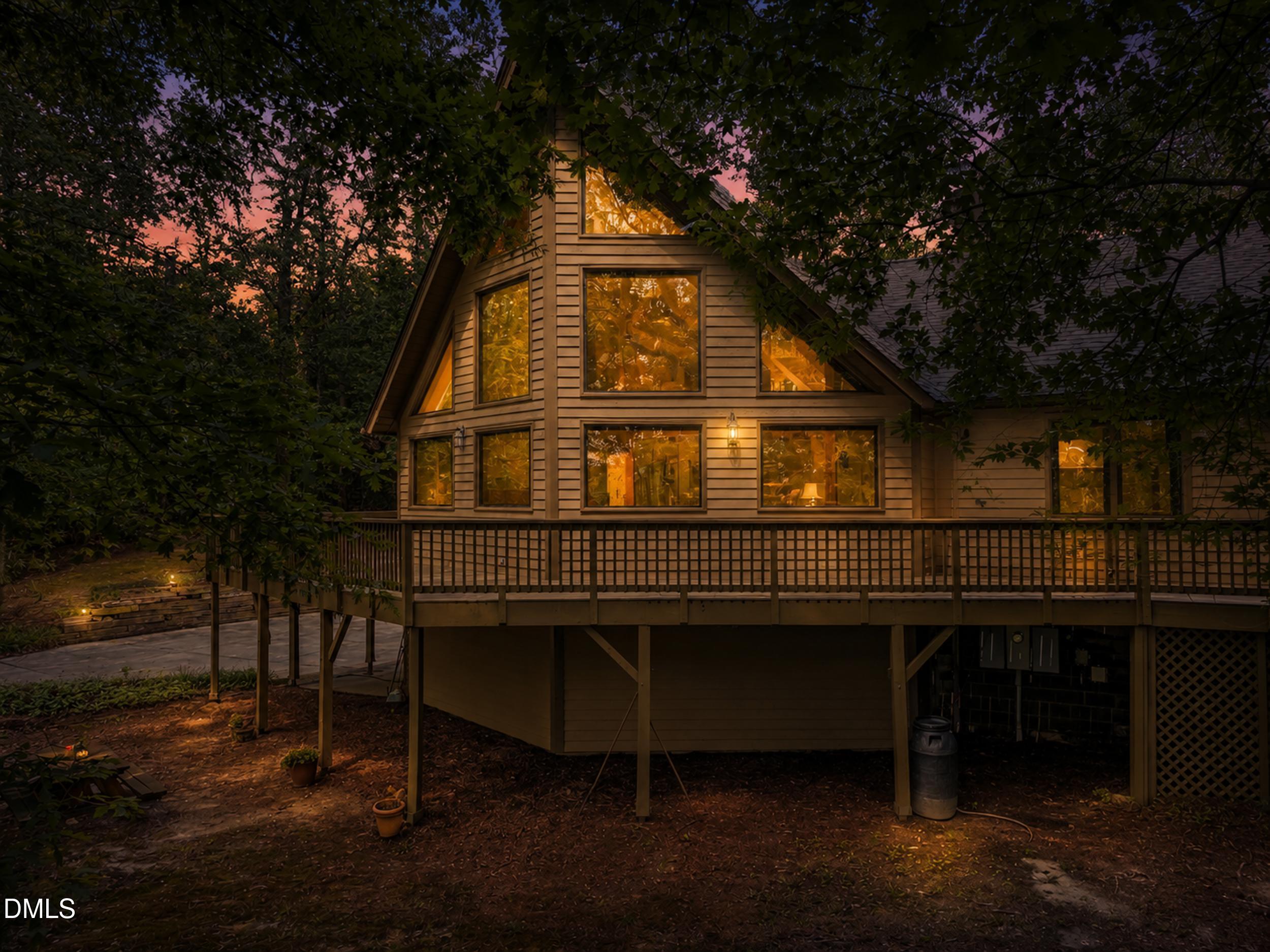 1621 Pearces Road