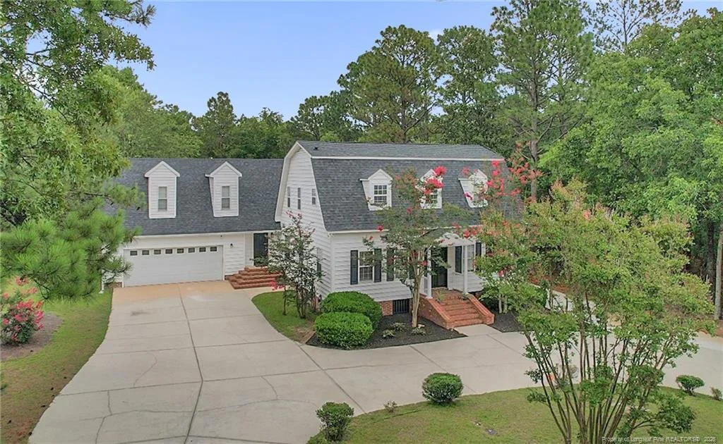 6817 Tanager Court