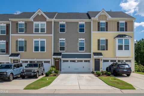 Photo of 1143 Platform Drive, Apex, NC 27502 (MLS # 10194277)