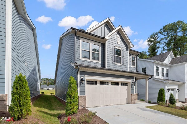 1307 ASHCLIFF LN, DURHAM, NC 27703 - Image 599e2ed4168bd7842e9ee62f110624d5/2930897426