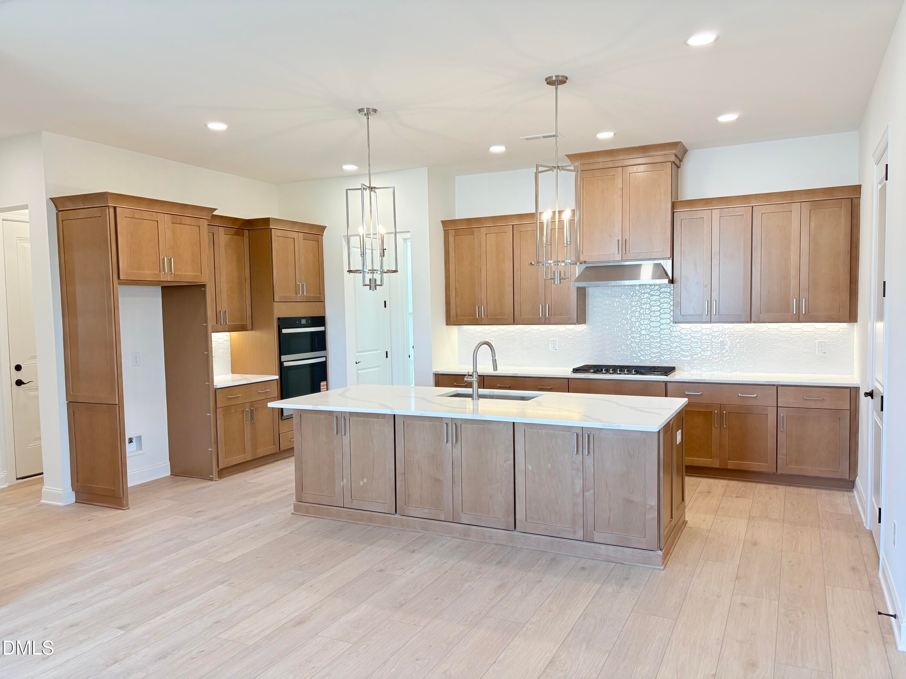 2428 Broomhall Lane 212