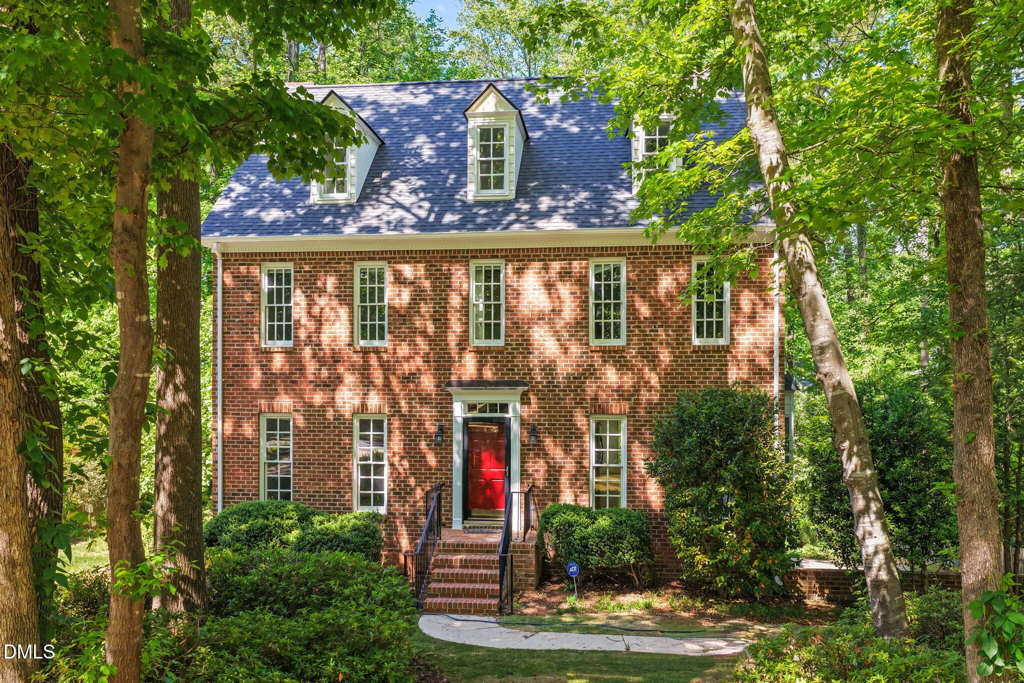107 Thornewood Drive