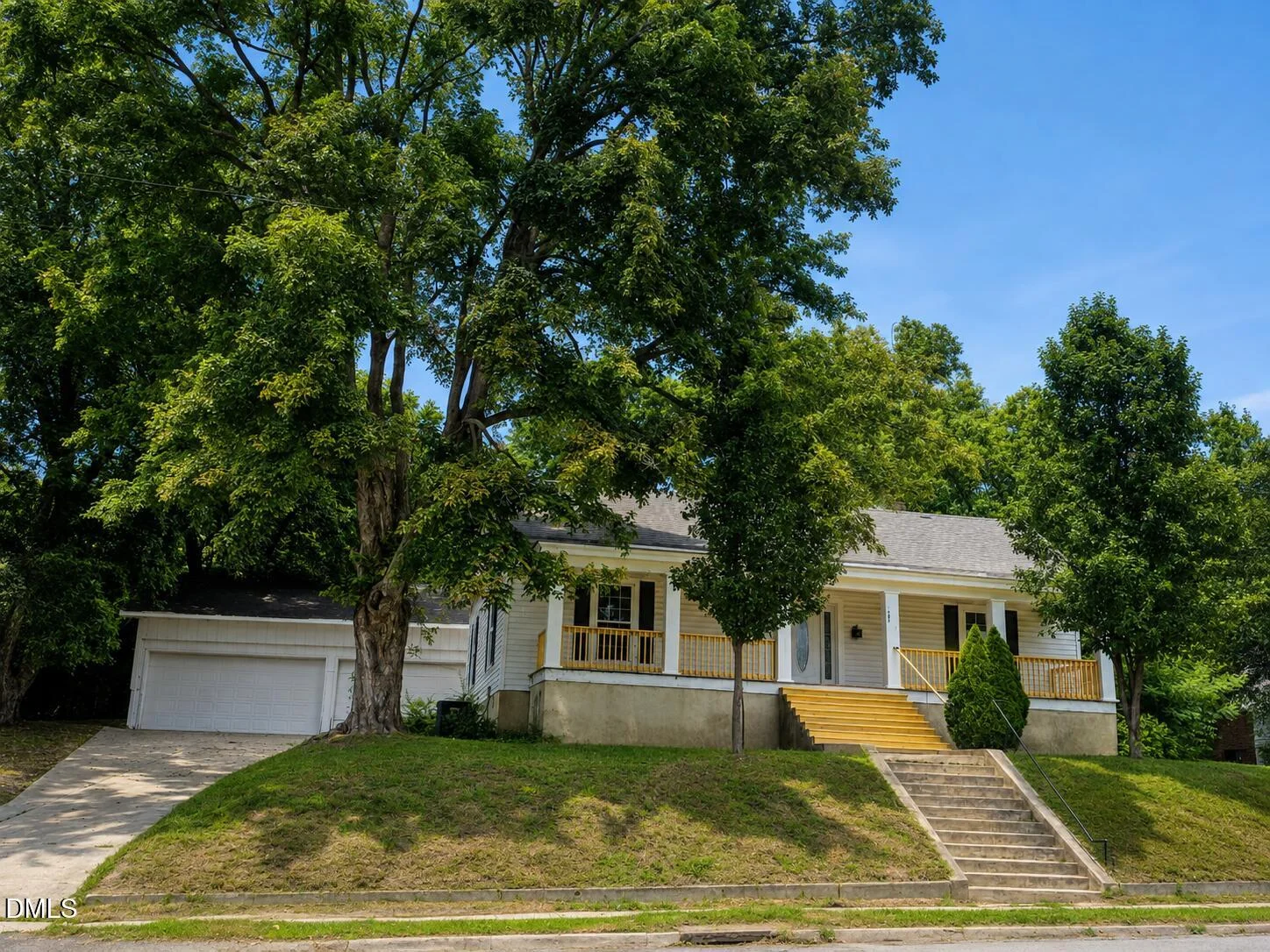 408 E Nash Street